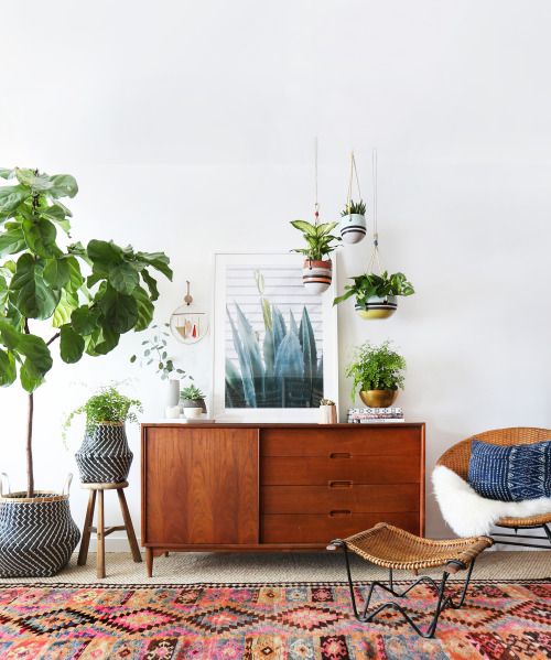 retro meubels passen perfect in de woontrend urban jungle